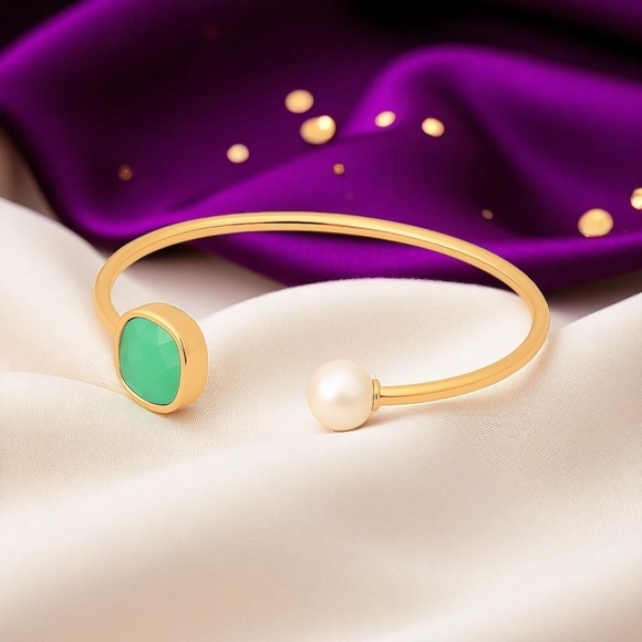 ποΈElegant 18K Gold Plated Stainless Steel Aquamarine Pearl Cuff Bracelet Studs - Picture 13 of 13